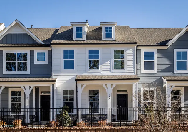 Homes for sale in Wake Forest, NC | 522 Traditions Grande Blvd #14, Wake Forest, NC 27587 | MLS# 10145297