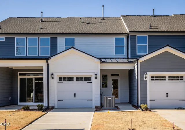 Homes for sale in Wake Forest, NC | 522 Traditions Grande Blvd #14, Wake Forest, NC 27587 | MLS# 10145297