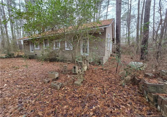 Photo 5 of Single family home for sale at 488 Green St, Parkton, NC 28371 | MLS# 757100 | Listing updated on 2026-08-31
