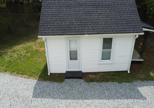 Homes for sale in Haw River, NC | 123 E Hill St, Haw River, NC 27258 | MLS# 10176498