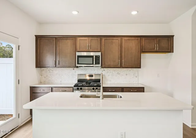 Photo 4 of Townhouse for sale at 600 Rosy Ct #334, Rolesville, NC 27587 | MLS# 10172841 | Listing updated on 2026-10-05