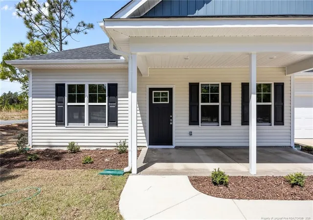 Photo 4 of Single Family Residence at 15 Glider (lot 1) Ln, Cameron, NC 28326 | MLS# 757198 | | Sold on 2026-05-27