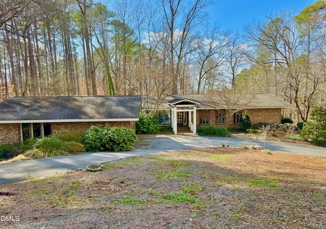 5th image of 206 Beechwood Trl, Henderson, NC 27536 | MLS# 10148252