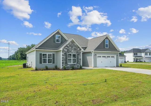 Photo 3 of Single family home for sale at 206 Talton Ests Dr, Pikeville, NC 27863 | MLS# 10145911 | Listing updated on 2026-09-20