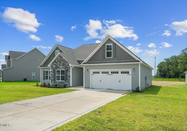 Photo 3 of Single family home for sale at 206 Talton Ests Dr, Pikeville, NC 27863 | MLS# 10145911 | Listing updated on 2026-09-20
