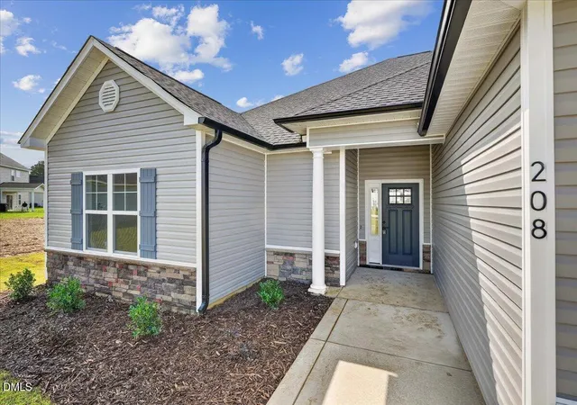 Photo 4 of Single family home for sale at 208 Talton Ests Dr, Pikeville, NC 27863 | MLS# 10145934 | Listing updated on 2026-09-20