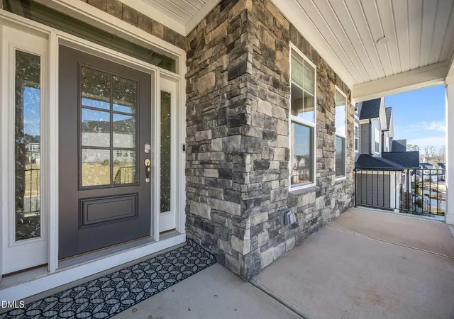 3rd image of 160 Cramerton Dr, Holly Springs, NC 27540 | MLS# 10147775