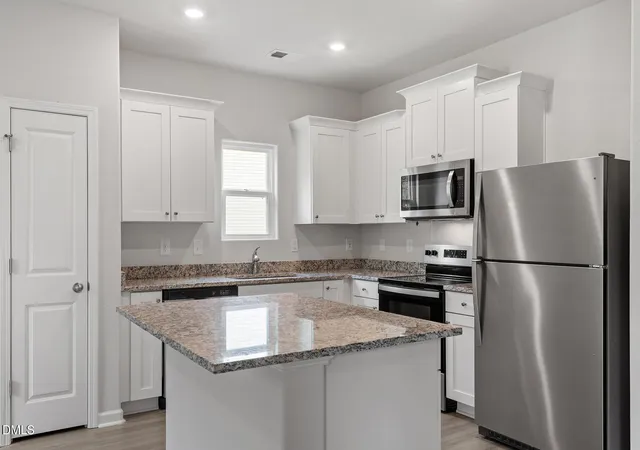 5th image of 1018 Rhino Bnd, Oxford, NC 27565 | MLS# 10146045