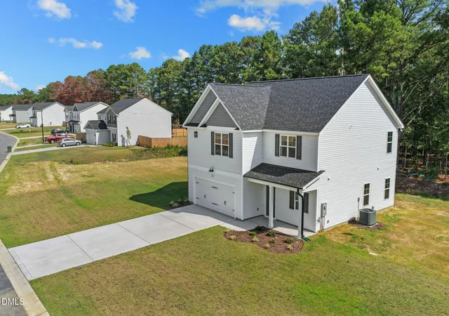 Photo 3 of Sale Pending at 254 Traveller Way, Raeford, NC 28376 | MLS# 10146274 | Listing updated on 2026-09-28