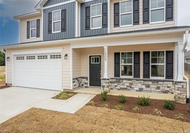 3rd image of 1505 Stonewood Dr, Fayetteville, NC 28306 | MLS# 757435