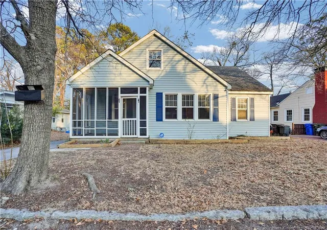 2nd image of 404 Pearl St, Fayetteville, NC 28303 | MLS# 757446