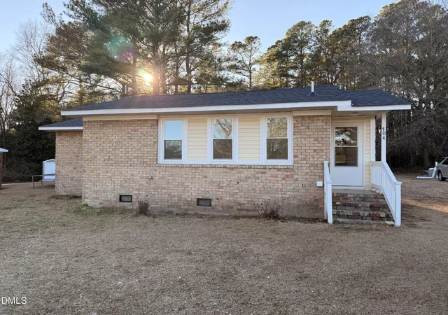 Homes for sale in Erwin, NC | 704 N 16th St, Erwin, NC 28339 | MLS# 10146853