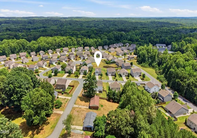 Homes for sale in Haw River, NC | 331 Lawton Dr, Haw River, NC 27258 | MLS# 10147345