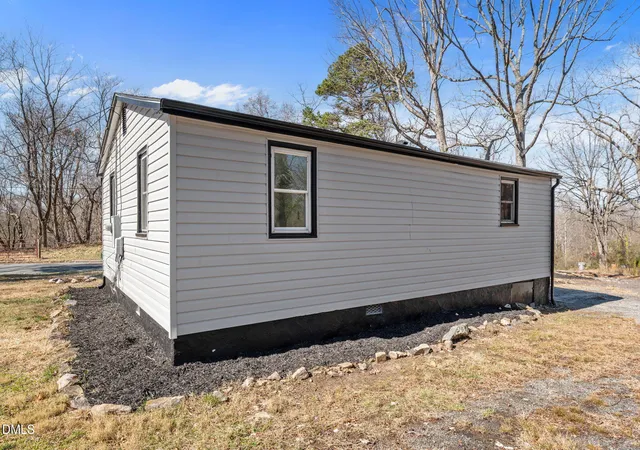 2nd image of 512 Glovinia St, Asheboro, NC 27203 | MLS# 10146891