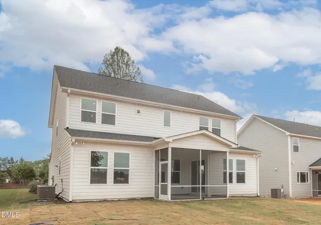 5th image of 1215 Shallow Spring Dr, Mebane, NC 27302 | MLS# 10146972