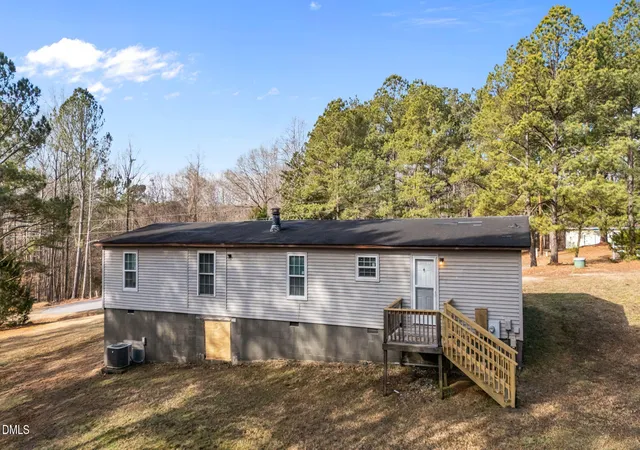 Homes for sale in Henderson, NC | 91 Pine Ridge Trl, Henderson, NC 27537 | MLS# 10147433