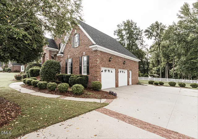 Photo 3 of Sale Pending at 3213 Abbey Rd, Rocky Mount, NC 27804 | MLS# 10147592 | Listing updated on 2026-09-10