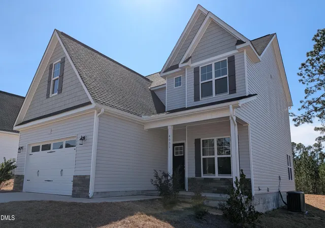 Homes for sale in West End, NC | 4032 Silver Ln, West End, NC 27376 | MLS# 10147156