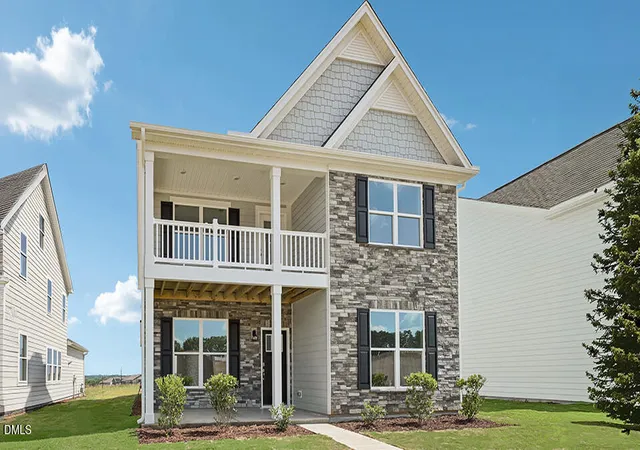 Photo 3 of Sale Pending at 725 James J Freeland Memorial Dr, Hillsborough, NC 27278 | MLS# 10147232 | Listing updated on 2026-09-24