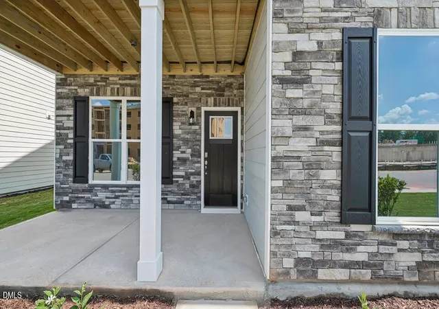 Photo 3 of Sale Pending at 725 James J Freeland Memorial Dr, Hillsborough, NC 27278 | MLS# 10147232 | Listing updated on 2026-09-24