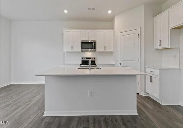 4th image of 250 Chapel St, Fuquay Varina, NC 27526 | MLS# 10147254