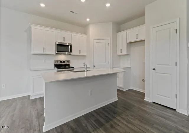 5th image of 250 Chapel St, Fuquay Varina, NC 27526 | MLS# 10147254