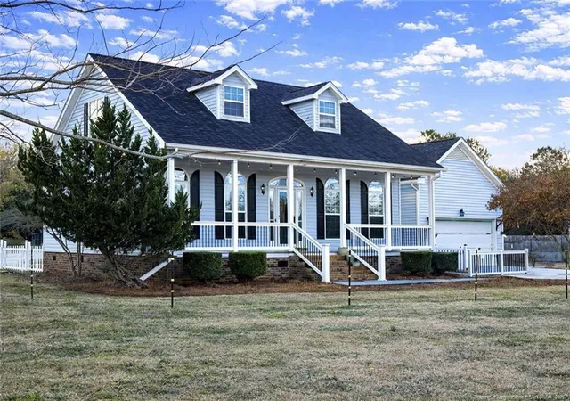 Homes for sale in Whiteville, NC | 2001 Old Lumberton Rd, Whiteville, NC 28472 | MLS# 757610