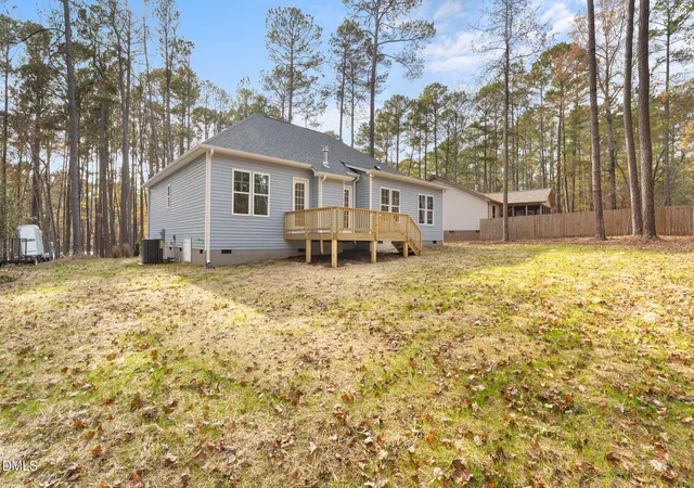Photo 3 of Single family home for sale at 266 Crown Point, Sanford, NC 27332 | MLS# 10147475 | Listing updated on 2026-07-18