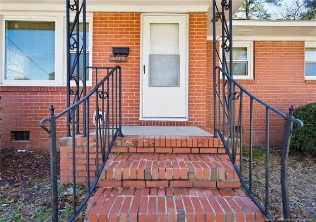 Photo 4 of Single family home for sale at 1849 Broadell Dr, Fayetteville, NC 28301 | MLS# 757581 | Listing updated on 2026-10-03