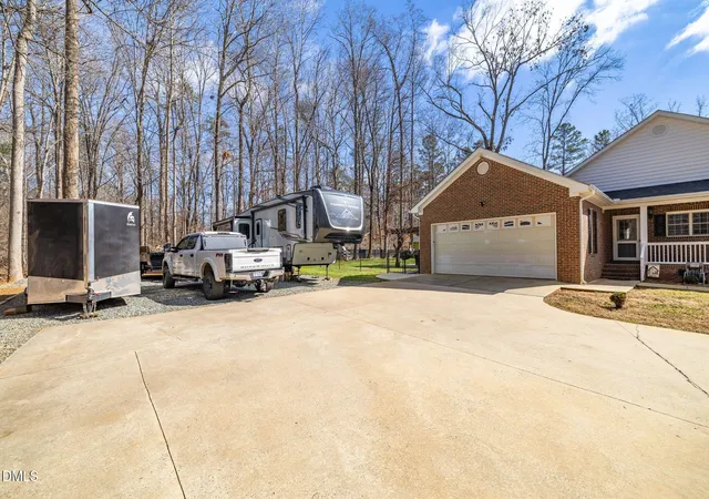 Homes for sale in Haw River, NC | 2329 Millbrook Dr, Haw River, NC 27258 | MLS# 10147436