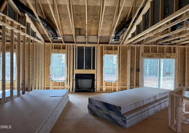 Photo 5 of Single Family Residence at 256 Seahawk Way, Zebulon, NC 27597 | MLS# 10147922 | | Sold on 2026-06-16