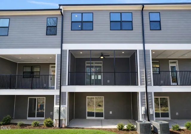 Photo 2 of Townhouse for sale at 1118 Bacchanal Ln, Morrisville, NC 27560 | MLS# 10148114 | Listing updated on 2026-09-19