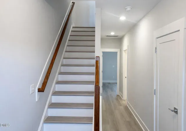 Photo 4 of Townhouse for sale at 1118 Bacchanal Ln, Morrisville, NC 27560 | MLS# 10148114 | Listing updated on 2026-09-19