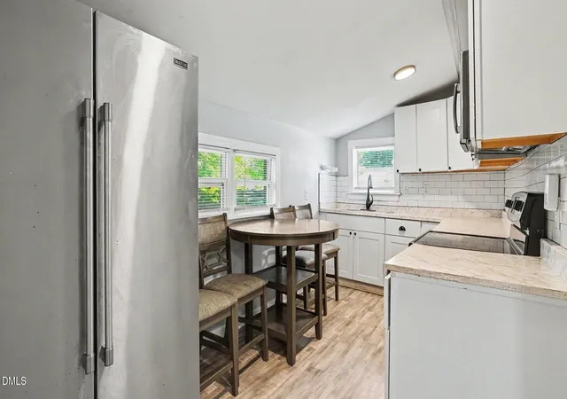 3rd image of 501 Apple St, Burlington, NC 27217 | MLS# 10148447
