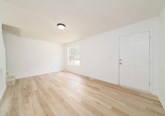 Photo 3 of Townhouse for sale at 4258 Kaplan Dr, Raleigh, NC 27606 | MLS# 10148044 | Listing updated on 2026-07-18