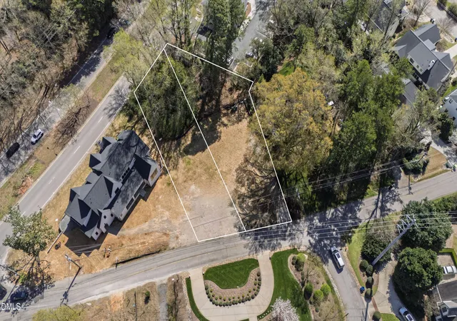 Homes for sale in Raleigh, NC | 109 Edenburgh Rd, Raleigh, NC 27608 | MLS# 10154267