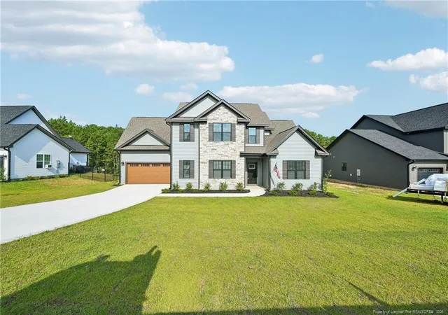 Photo 2 of Single family home for sale at 135 Myrtle Oak Dr, Cameron, NC 28326 | MLS# 757783 | Listing updated on 2026-09-18