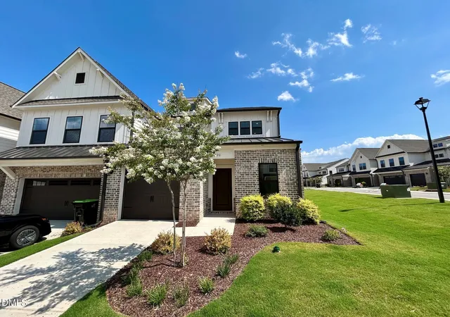Homes for sale in Clayton, NC | 220 N District Ave #271, Clayton, NC 27527 | MLS# 10148215