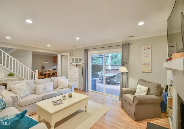 Photo 2 of Condominium at 173 Summerwalk Cir, Chapel Hill, NC 27517 | MLS# 10148911 | | Sold on 2026-05-20