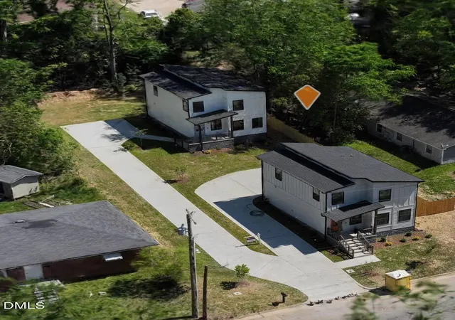 Photo 2 of Single family home for sale at 1508 N Hyde Park Ave, Durham, NC 27701 | MLS# 10148297 | Listing updated on 2026-07-18