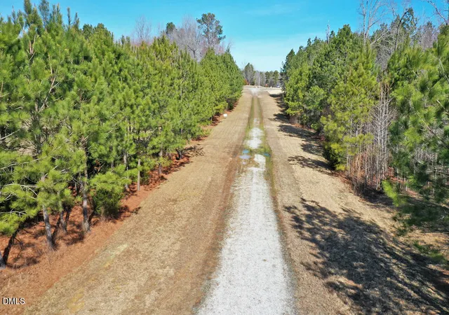 5th image of 001 Scott Ln, Henderson, NC 27537 | MLS# 10148636