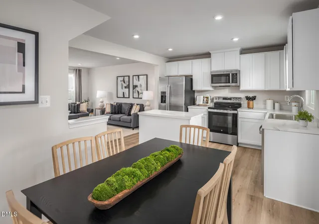 4th image of 565 Wheatland Country Rd, Raleigh, NC 27603 | MLS# 10148471