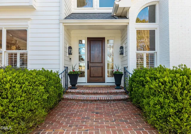 Photo 3 of Single Family Residence at 200 Donegal Dr, Chapel Hill, NC 27517 | MLS# 10156913 | | Sold on 2026-06-09