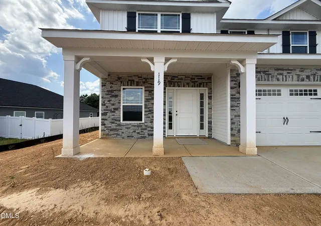 Photo 3 of Single family home for sale at 119 Decatur Dr, Fuquay Varina, NC 27526 | MLS# 10154587 | Listing updated on 2026-10-03