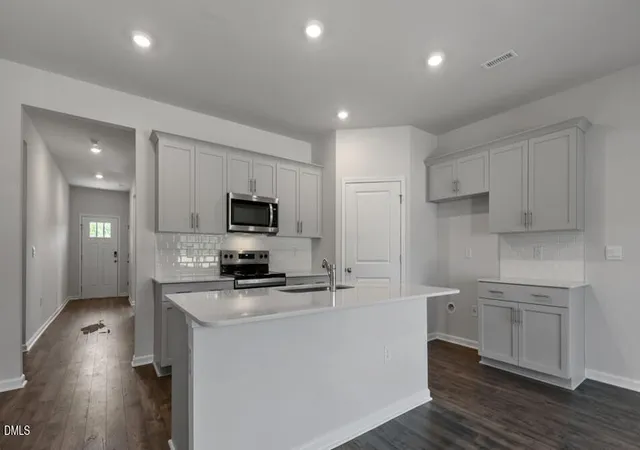 Photo 5 of Sale Pending at 92 Westerly Way, Lillington, NC 27546 | MLS# 10148899 | Listing updated on 2026-08-31