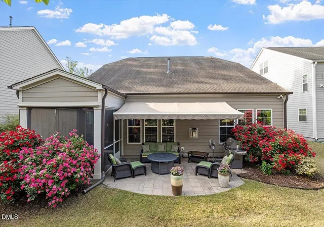Photo 5 of Single Family Residence at 1876 Woodall Crst Dr, Apex, NC 27502 | MLS# 10150180 | | Sold on 2026-06-16
