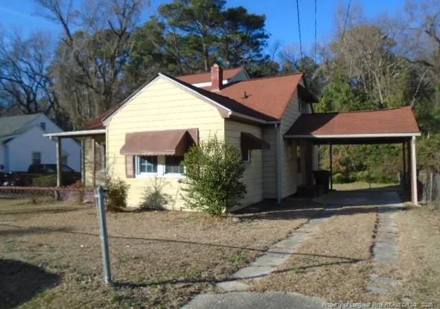 3rd image of 310 Hawthorne Rd, Fayetteville, NC 28301 | MLS# 758005