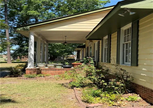 Photo 4 of Single family home for sale at 408 Old Farm Rd, Raeford, NC 28376 | MLS# 757635 | Listing updated on 2026-08-18