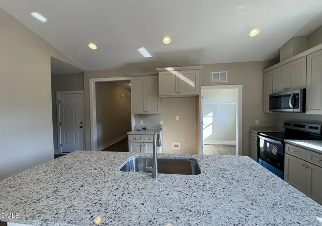 Photo 4 of Single family home for sale at 13341 Nc 27, Broadway, NC 27505 | MLS# 10149092 | Listing updated on 2026-08-28