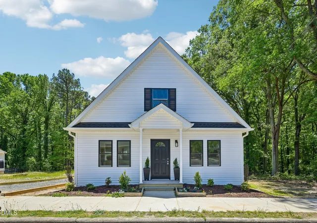 1st image of 700 Berwyn Ave, Durham, NC 27704 | MLS# 10167196